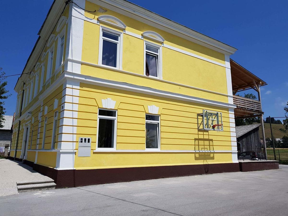 Old School Villa Nova Vas (Bloke) Exterior foto